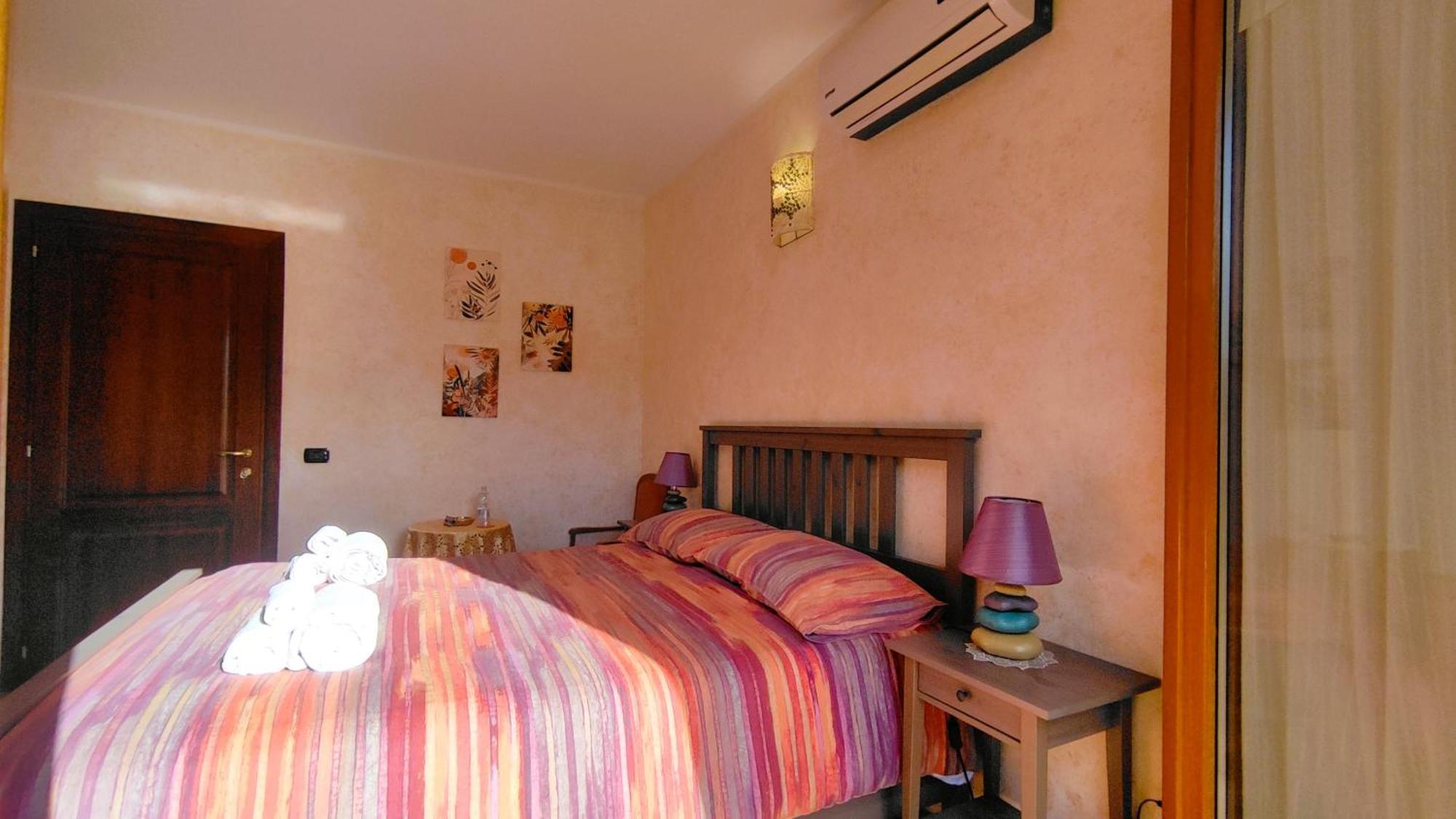 Bed and Breakfast Grotta Delle Fate Ossi Exterior foto